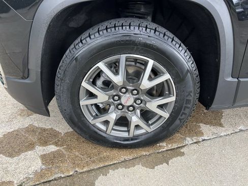 Used 2022 GMC Acadia SLE w/ Driver Convenience Package AWD/4WD image 33