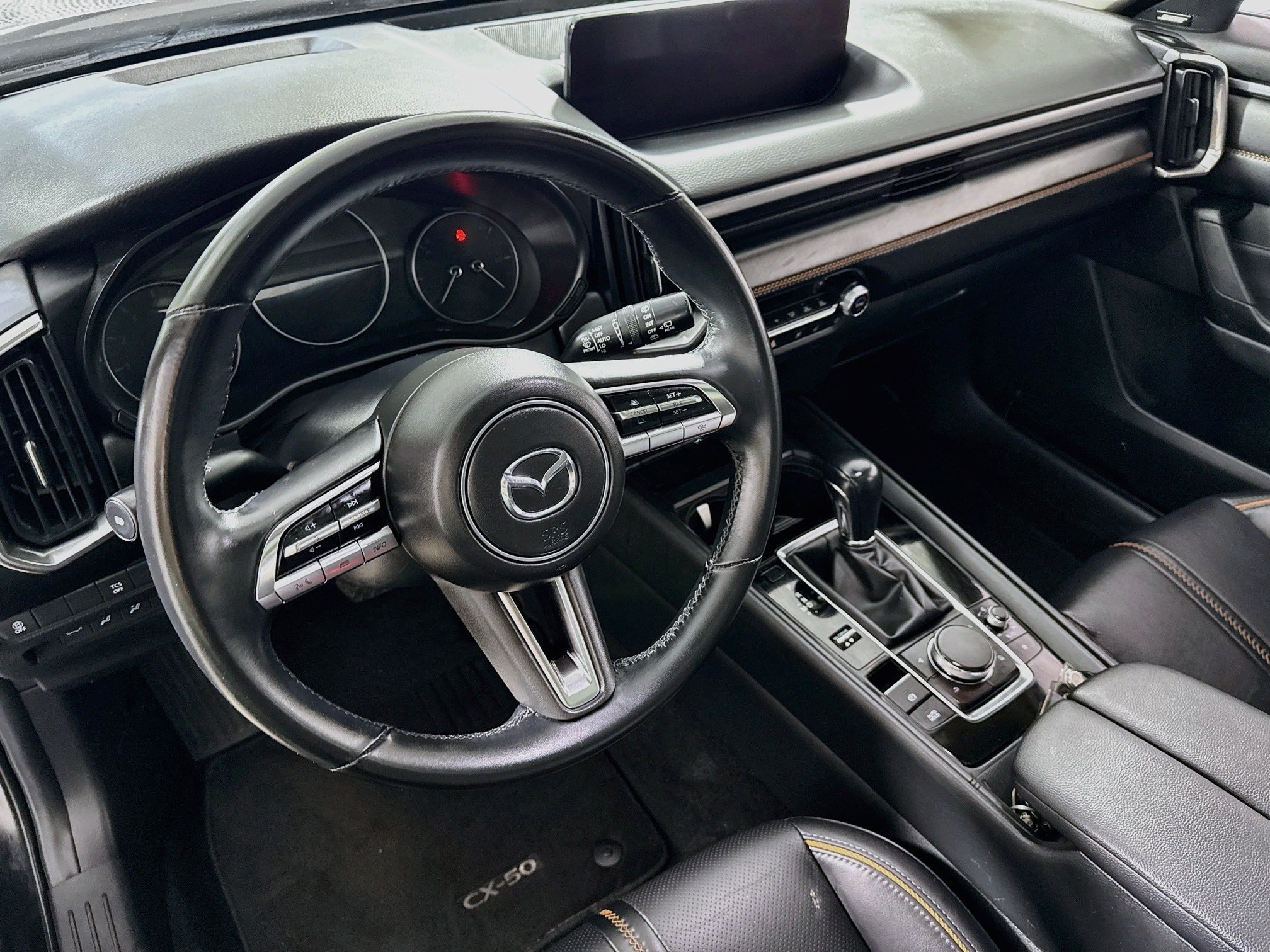 Used 2025 MAZDA CX-50 AWD 2.5 S w/ Premium Plus Pkg image 14