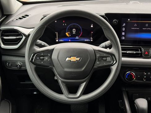 Used 2025 Chevrolet TrailBlazer LT image 28