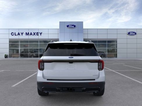 New 2026 Ford Explorer ST-Line w/ ST-Line Street Pack AWD/4WD image 5