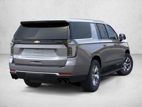 New 2026 Chevrolet Suburban Premier RWD image 5