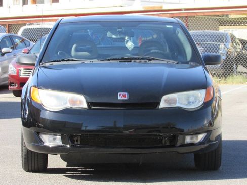 Used 2006 Saturn ION Level 3 w/ Travel Pkg image 2