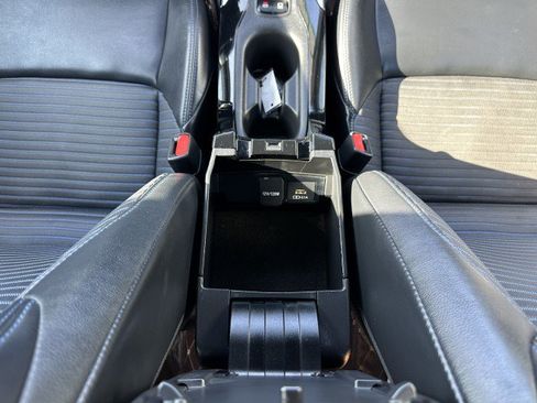 Used 2021 Toyota Corolla XSE image 30