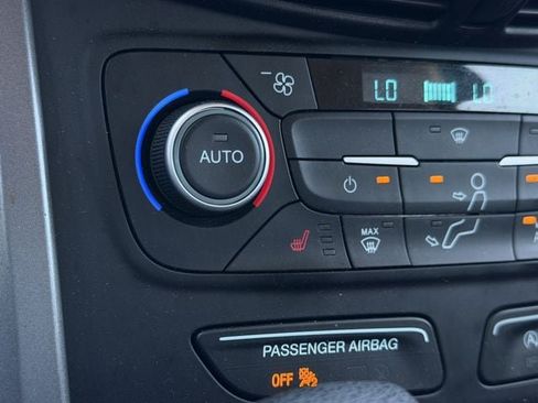 Used 2018 Ford Escape SE FWD image 21