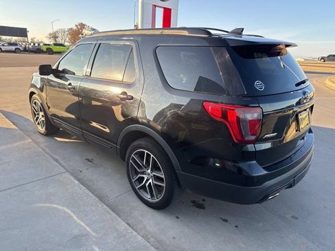 Used 2016 Ford Explorer Sport w/ Equipment Group 401A AWD/4WD image 6