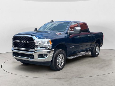 Used 2024 RAM 2500 Big Horn w/ Bed Utility Group image 7