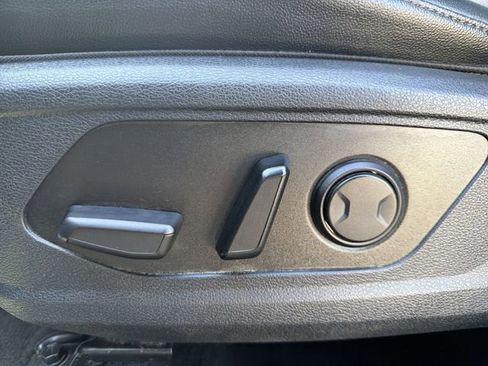 Certified 2024 Kia Sportage EX image 12