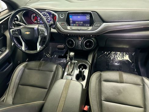 Used 2019 Chevrolet Blazer Premier image 11