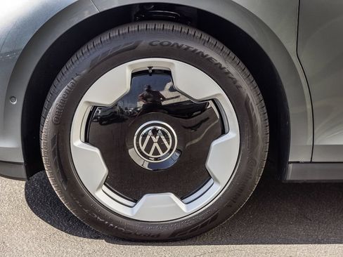 New 2025 Volkswagen ID. Buzz Pro S Plus AWD/4WD image 6