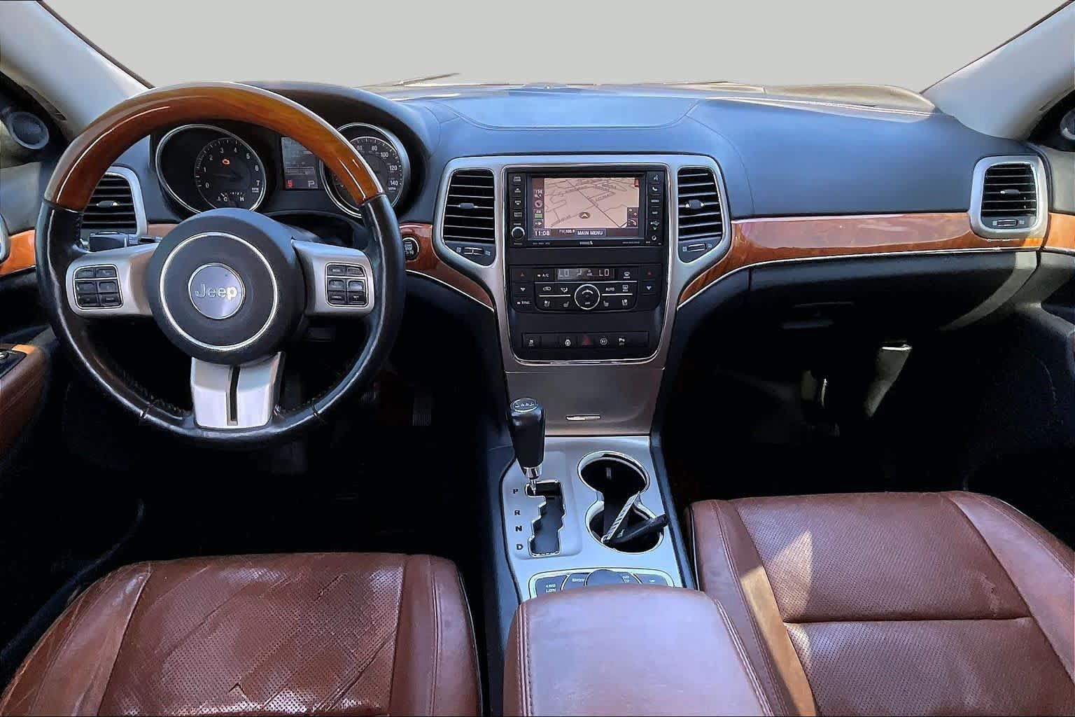 Used 2012 Jeep Grand Cherokee Overland AWD/4WD image 15
