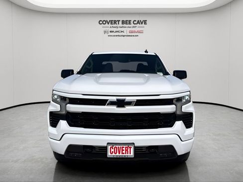 Used 2023 Chevrolet Silverado 1500 RST image 2