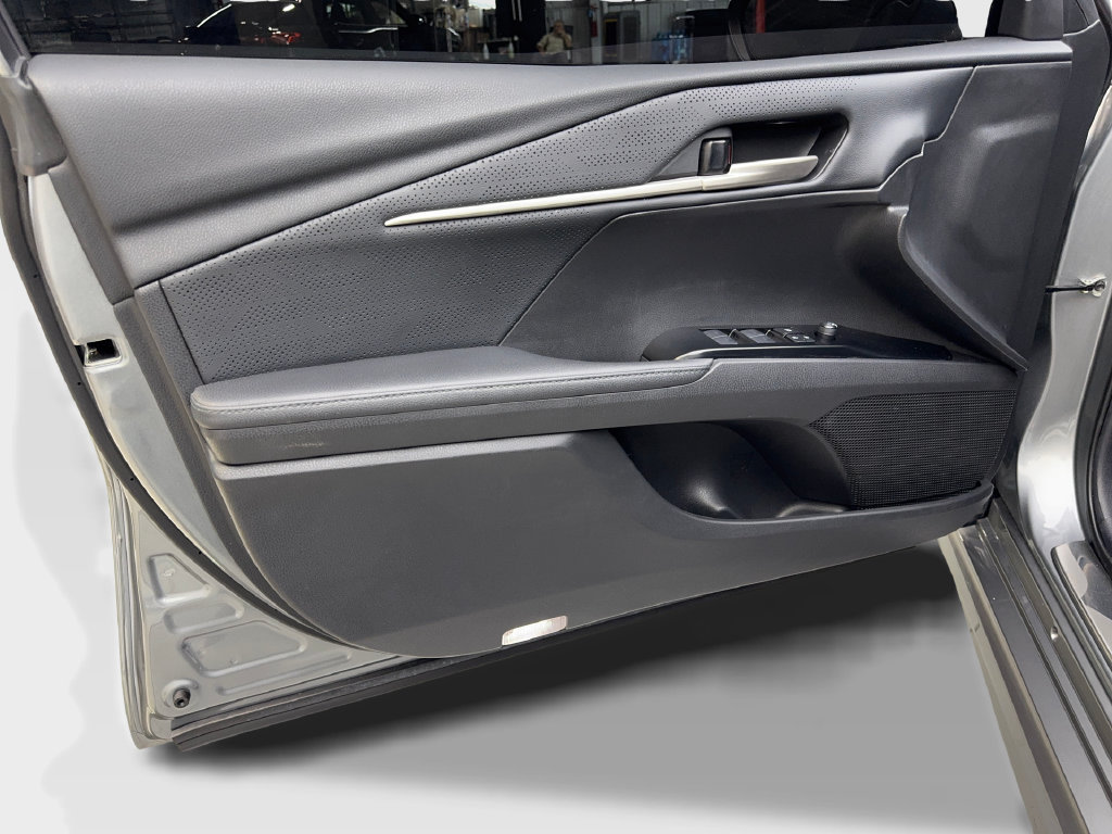 Used 2025 Toyota Camry XSE w/ Premium Package FWD image 33