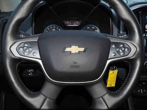 Used 2020 Chevrolet Colorado Z71 image 32