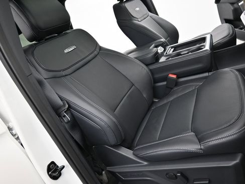 New 2025 Ford Expedition Max Platinum w/ Stealth Performance Package image 33