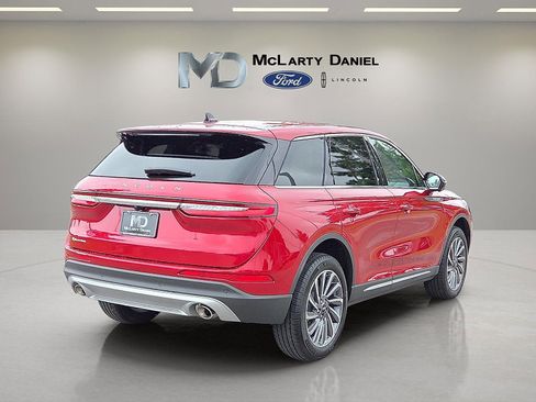 New 2025 Lincoln Corsair Reserve image 5