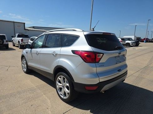 Used 2019 Ford Escape Titanium AWD/4WD image 6