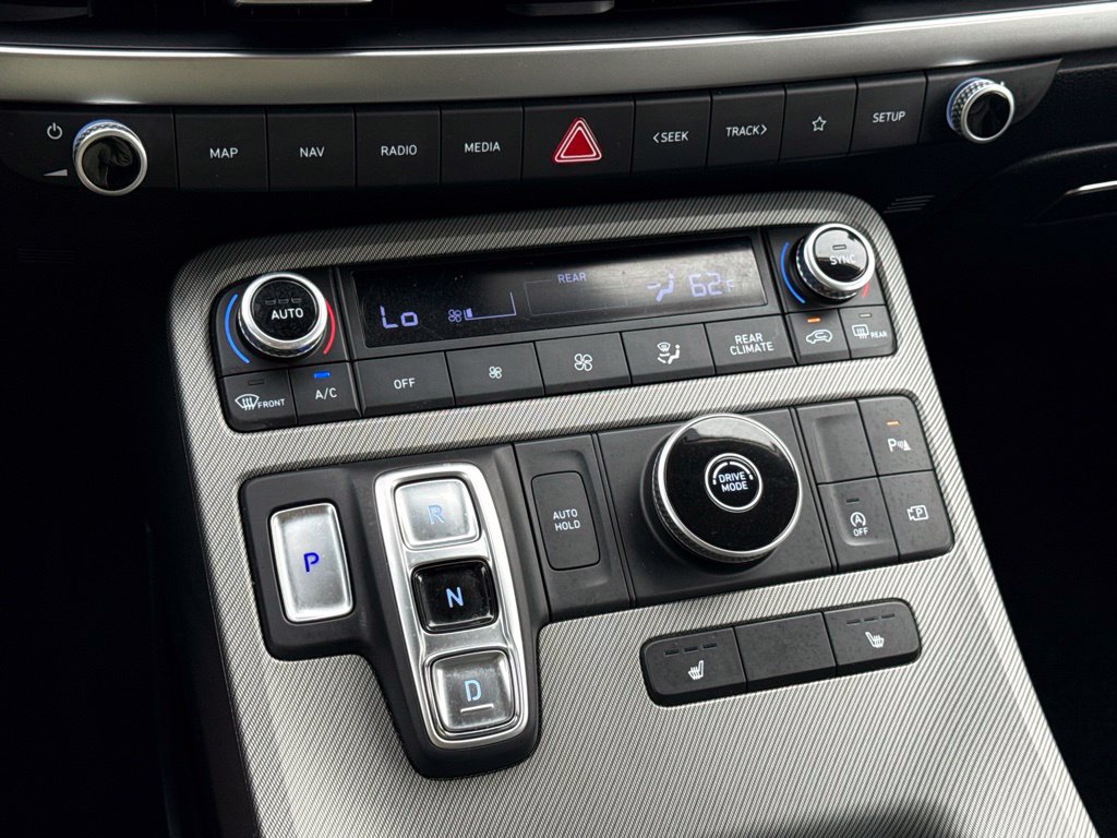 Used 2024 Hyundai Palisade SEL FWD image 28