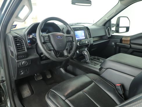 Used 2018 Ford F150 Lariat w/ Equipment Group 501A Mid image 13