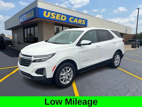 Used 2024 Chevrolet Equinox LT w/ LPO, Floor Liner Package AWD/4WD image 1