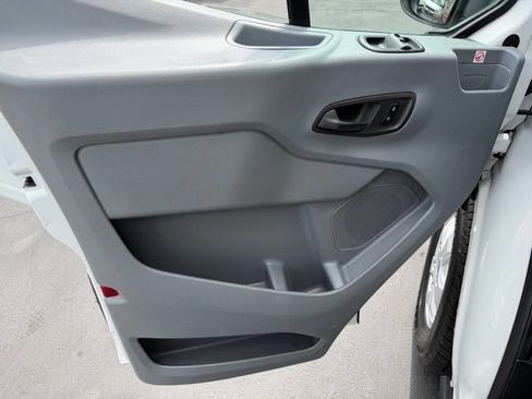 Used 2019 Ford Transit 350 XLT RWD image 27