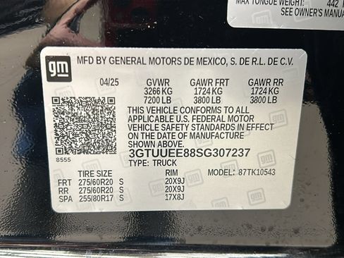 Used 2025 GMC Sierra 1500 AT4 w/ AT4 Premium Package image 44