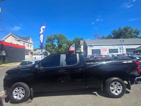 Used 2019 Chevrolet Silverado 1500 LT w/ All-Star Edition AWD/4WD image 6