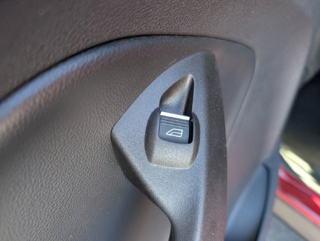 Used 2019 Ford Escape Titanium AWD/4WD image 15