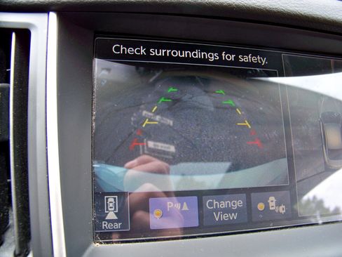 Used 2018 INFINITI Q50 Luxe w/ Cargo Package (L95) image 8