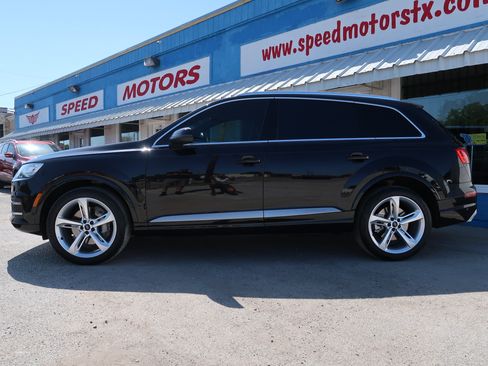 Used 2019 Audi Q7 3.0T Prestige AWD/4WD image 3