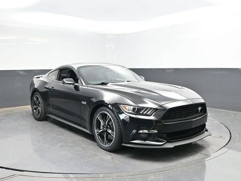 Used 2016 Ford Mustang GT Premium w/ Equipment Group 401A RWD image 6