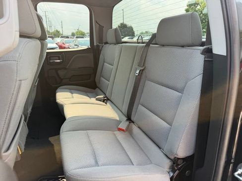 Used 2019 Chevrolet Silverado 1500 Custom w/ Custom Convenience Package AWD/4WD image 10