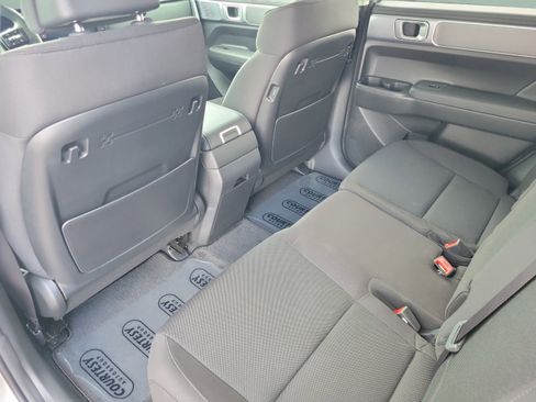 New 2026 Hyundai Santa Fe SE FWD image 9