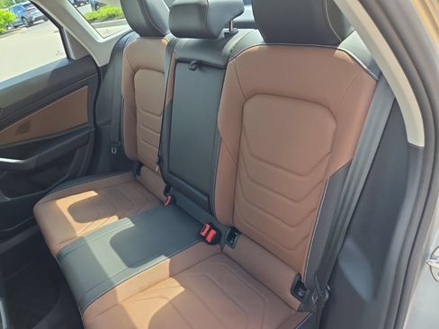 Certified 2025 Volkswagen Jetta SEL FWD image 21