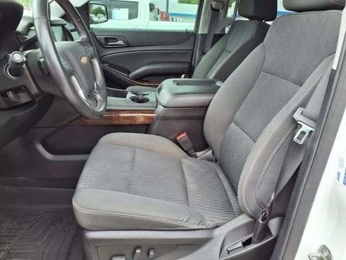 Used 2020 Chevrolet Tahoe LS RWD image 12