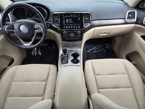 Used 2022 Jeep Grand Cherokee Laredo E w/ Security & Convenience Group image 14