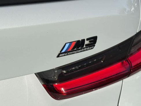 Used 2021 BMW M3 Competition w/ Executive Package image 32