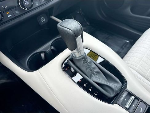 Certified 2024 Honda HR-V LX image 21