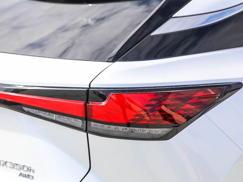 Certified 2025 Lexus RX 350 w/ Convenience Package AWD/4WD image 9