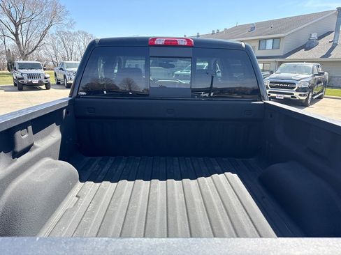 Used 2018 GMC Sierra 1500 SLT w/ SLT Premium Package image 13