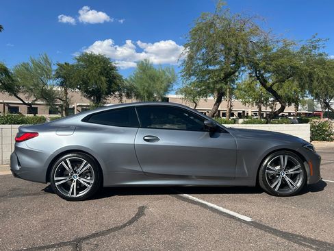 Used 2021 BMW 430i Coupe w/ Premium Package image 5