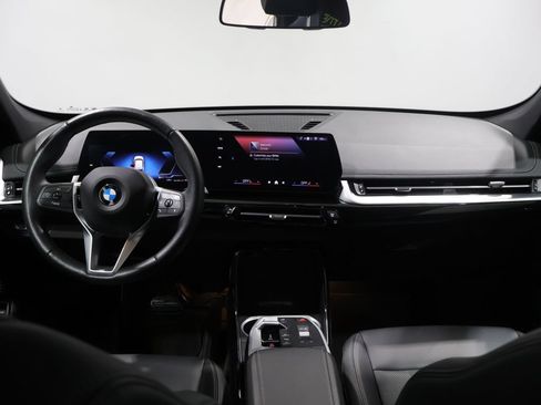 Used 2025 BMW X1 xDrive28i AWD/4WD image 16