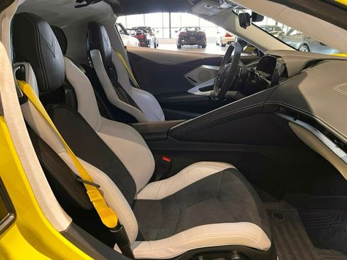 Used 2023 Chevrolet Corvette Stingray Premium Cpe w/ Z51 Performance Package image 14