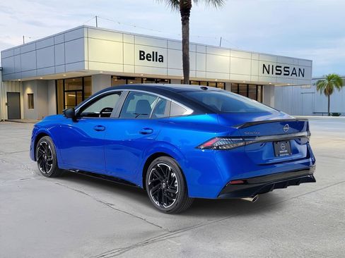 New 2026 Nissan Sentra SR w/ SR Premium Package FWD image 2