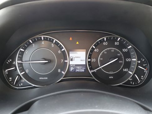 Used 2020 Nissan Armada SL w/ Premium Package image 2