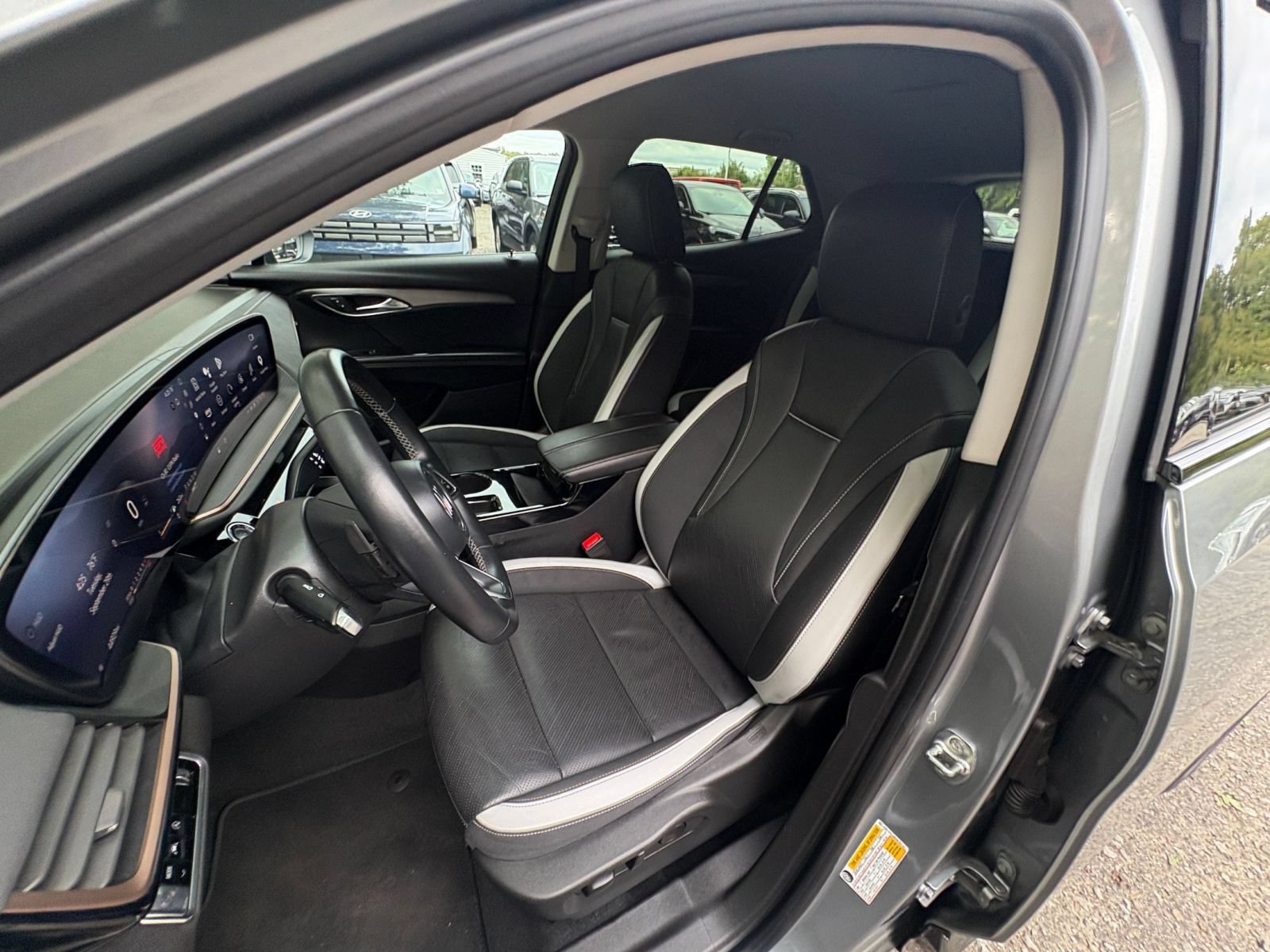 Used 2024 Buick Envision Sport Touring AWD/4WD image 34