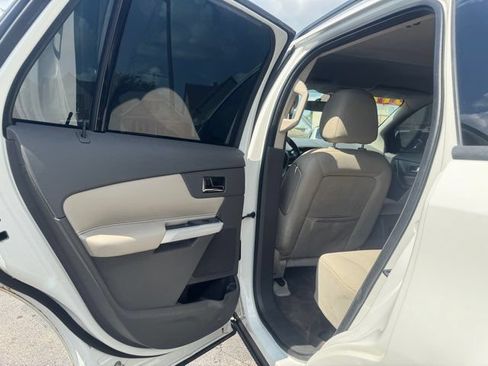 Used 2013 Ford Edge SE FWD image 20