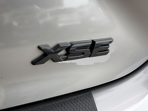 Used 2025 Toyota Camry XSE AWD/4WD image 14
