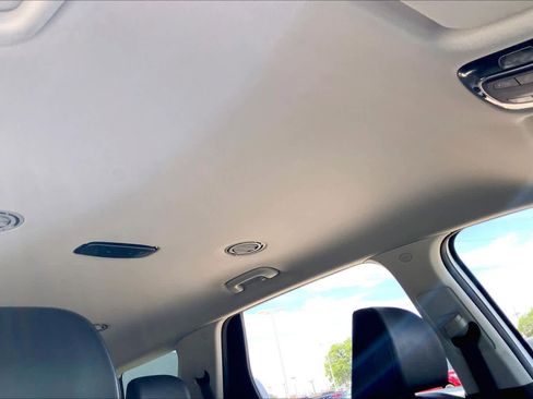 Used 2025 Hyundai Palisade SEL image 14