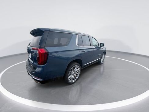 New 2026 GMC Yukon Denali w/ Denali Reserve Package AWD/4WD image 8