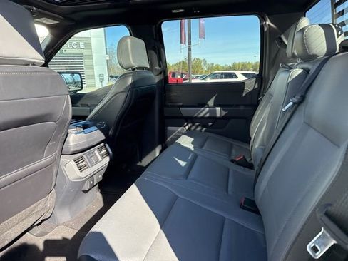 Used 2024 Ford F150 Lightning Lariat image 30